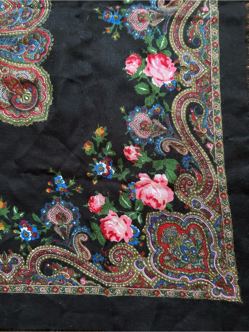✨5/$25 Vintage Scarf Square Floral - Picture 2 of 2